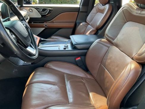 Used 2020 Lincoln Aviator Reserve w/ Equipment Group 202A AWD/4WD image 5