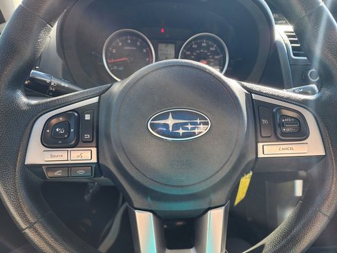 Used 2017 Subaru Forester 2.5i w/ Alloy Wheel Package image 18