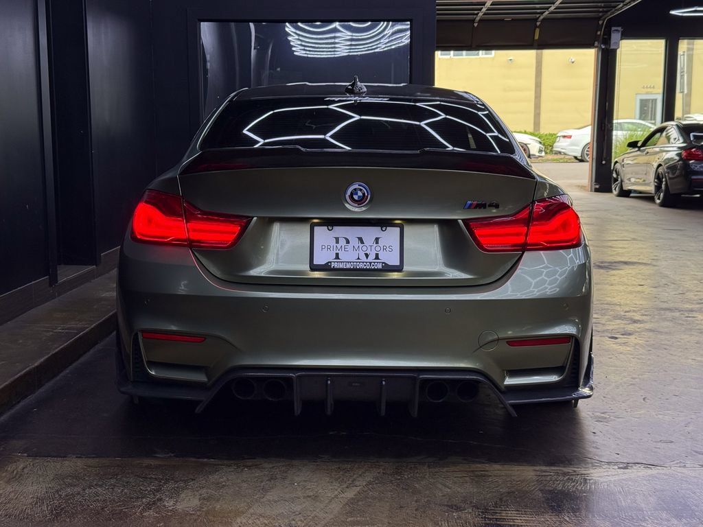 Used 2018 BMW M4 Coupe RWD image 8