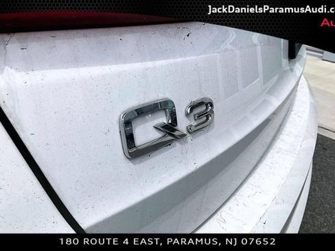 Used 2023 Audi Q3 2.0T Premium w/ Convenience Package AWD/4WD image 23