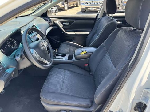 Used 2016 Nissan Altima 2.5 S w/ Power Driver Seat Package FWD image 19