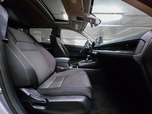 Certified 2024 Honda CR-V EX image 33