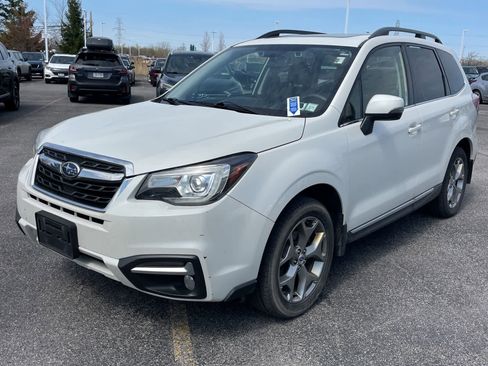 Used 2017 Subaru Forester 2.5i Touring AWD/4WD image 1
