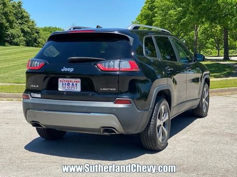 Used 2019 Jeep Cherokee Limited w/ Technology Group AWD/4WD image 7