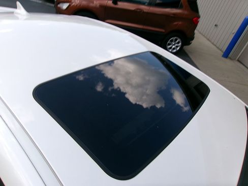 Used 2014 Buick Verano Premium image 13