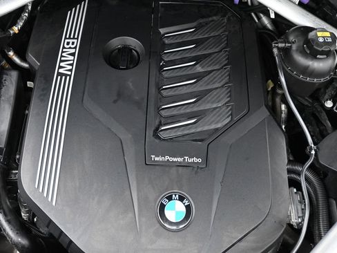 Used 2022 BMW X5 xDrive40i AWD/4WD image 29