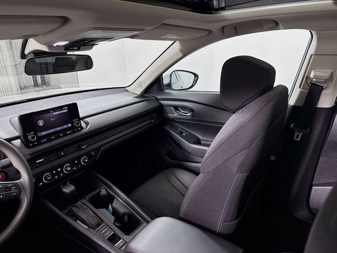 Used 2023 Honda Accord EX image 24