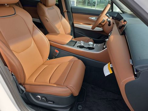 New 2026 Genesis GV70 2.5T Advanced AWD/4WD image 27