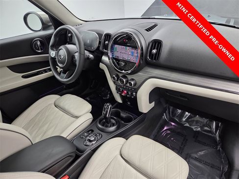 Used 2022 MINI Cooper Countryman S w/ Premium Package image 17