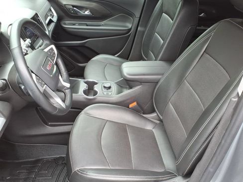 Used 2023 GMC Terrain SLT AWD/4WD image 10
