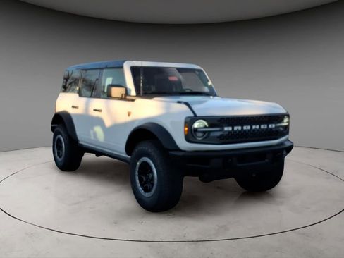 New 2025 Ford Bronco Badlands w/ Sasquatch Package image 14