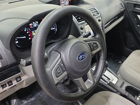 Used 2017 Subaru Forester 2.5i Limited image 16