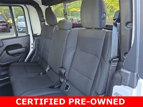 Certified 2023 Jeep Gladiator Sport image 28