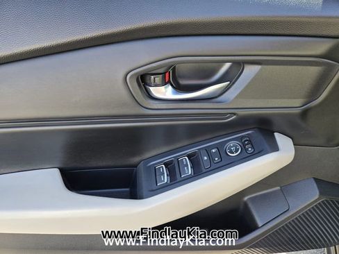 Used 2023 Honda Accord EX image 22