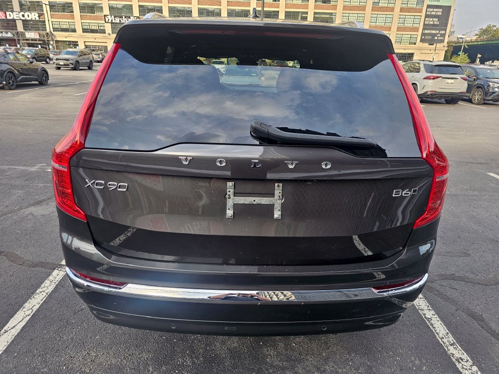 Certified 2024 Volvo XC90 B6 Ultimate AWD/4WD image 8