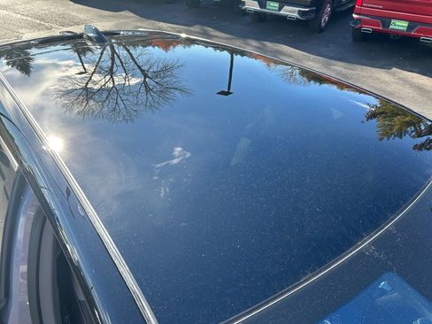 New 2025 Cadillac Optiq Luxury 1 image 28