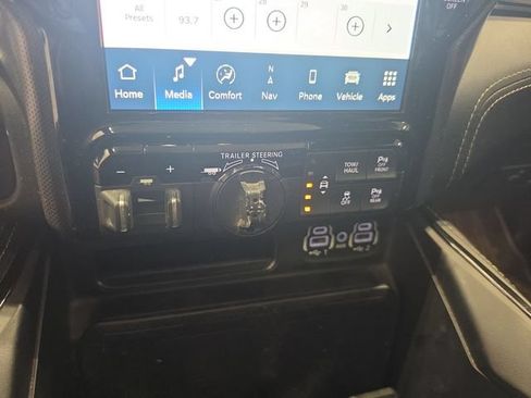 Used 2022 RAM 1500 Limited w/ Night Edition AWD/4WD image 10