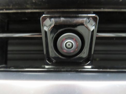 Used 2025 GMC Yukon AT4 Ultimate image 41