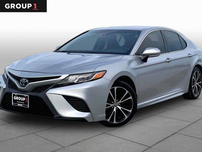 Used 2018 Toyota Camry SE w/ Convenience Package