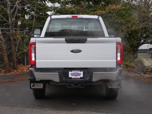 Certified 2024 Ford F250 XL w/ XL Chrome Package image 21