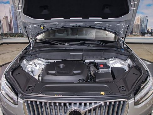 Used 2022 Volvo XC90 T6 Inscription w/ Advanced Package image 5