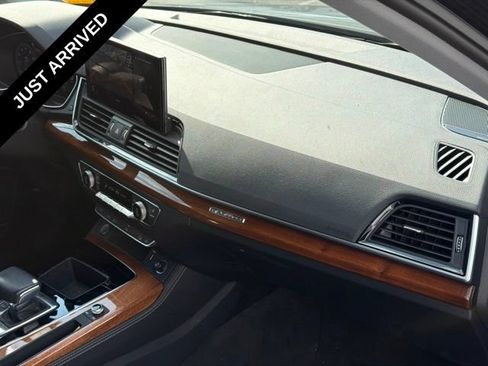 Used 2023 Audi Q5 2.0T Premium Plus w/ Premium Plus Package AWD/4WD image 18