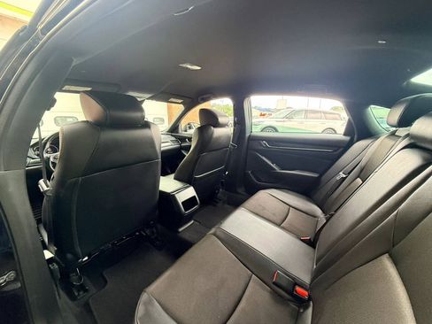 Used 2020 Honda Accord Sport image 11