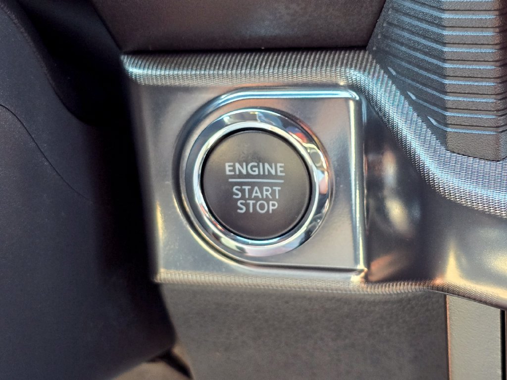 Used 2025 Ford F150 Raptor AWD/4WD image 18