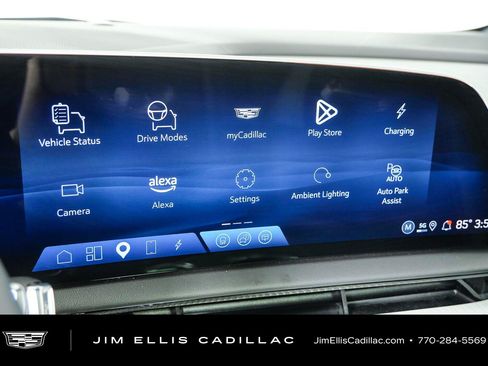 Used 2025 Cadillac Optiq Luxury 1 AWD/4WD image 14
