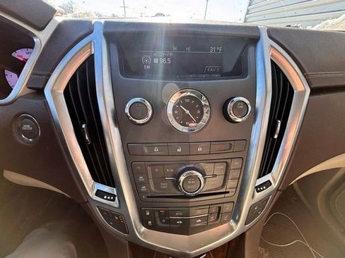 Used 2012 Cadillac SRX Luxury image 12