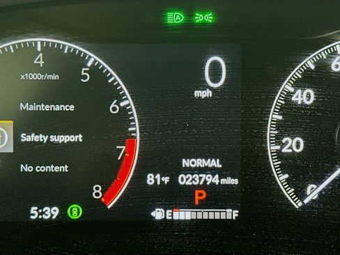 Used 2024 Honda HR-V LX image 18