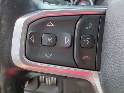 Used 2022 RAM 1500 Laramie AWD/4WD image 19