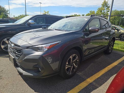 Used 2024 Subaru Crosstrek 2.0i Premium AWD/4WD image 3