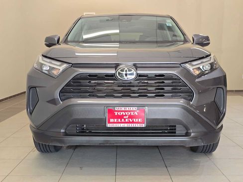 Certified 2023 Toyota RAV4 LE AWD/4WD image 6