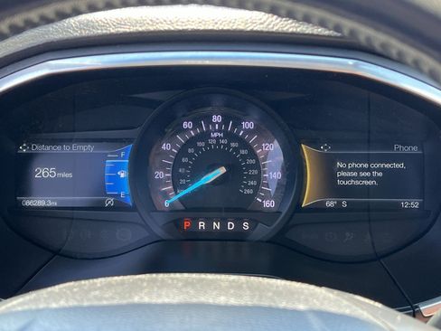 Used 2019 Ford Edge Titanium w/ Equipment Group 301A FWD image 17