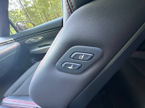Used 2023 Genesis GV70 2.5T w/ Sport Prestige Package AWD/4WD image 27