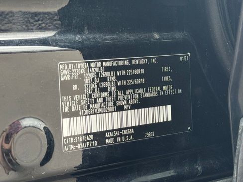 Used 2021 Toyota RAV4 Limited image 45