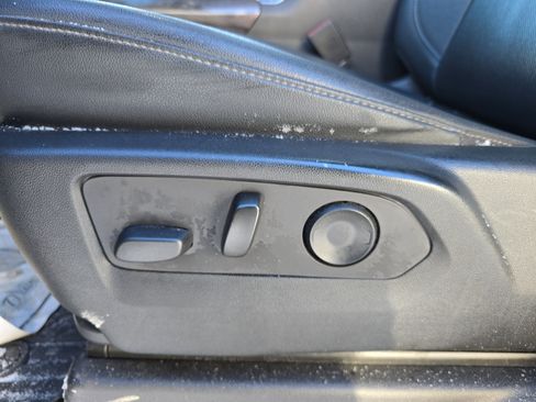 Used 2022 Chevrolet Silverado 1500 LTZ w/ Technology Package image 13