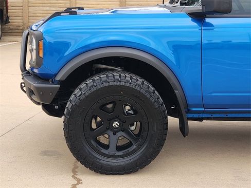 Used 2022 Ford Bronco 4-Door AWD/4WD image 15