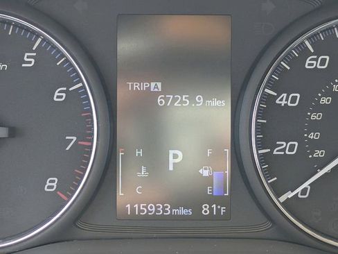 Used 2017 Mitsubishi Outlander ES FWD image 30