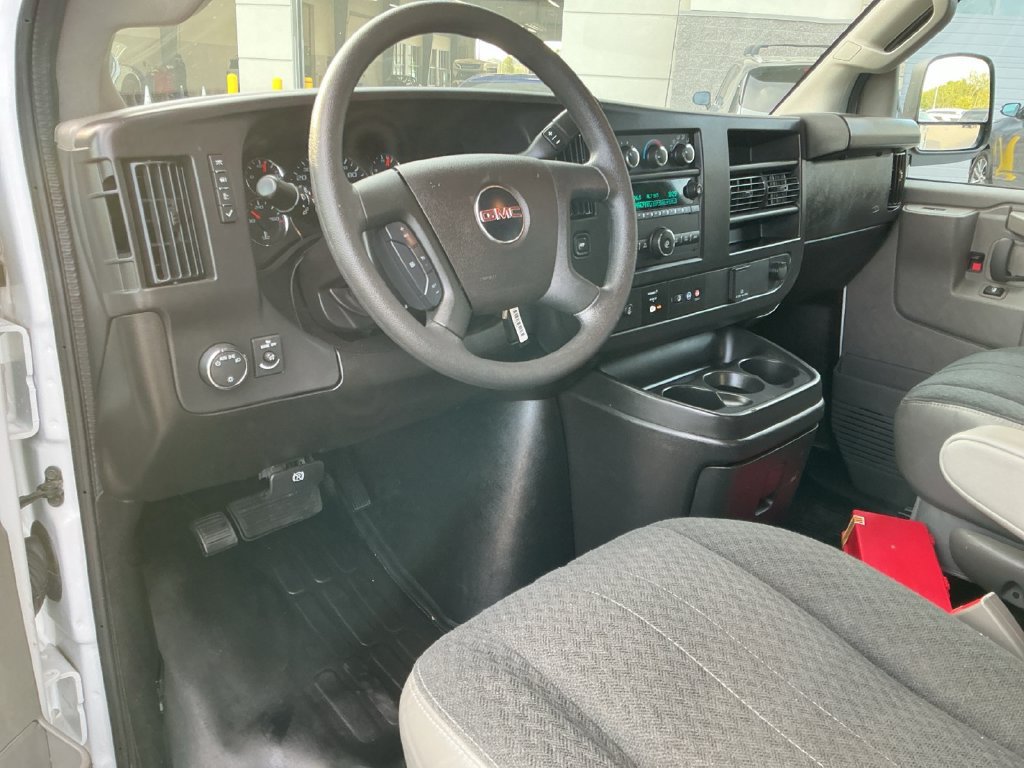 Used 2025 GMC Savana 2500 w/ Driver Convenience Package RWD image 27