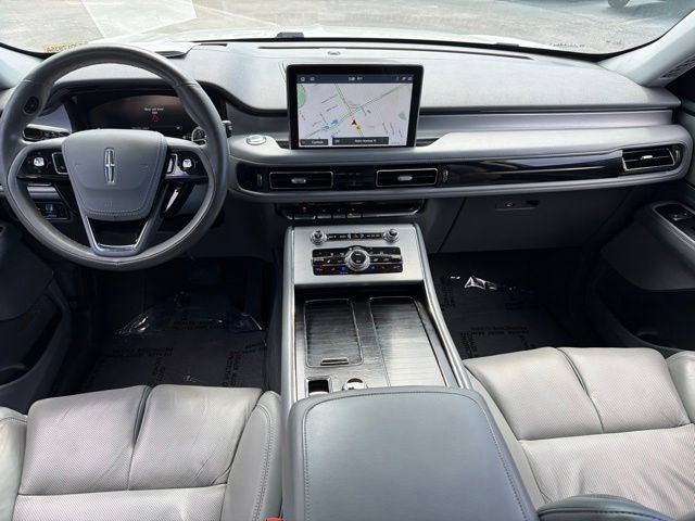 Certified 2020 Lincoln Aviator Reserve w/ Equipment Group 202A AWD/4WD image 16
