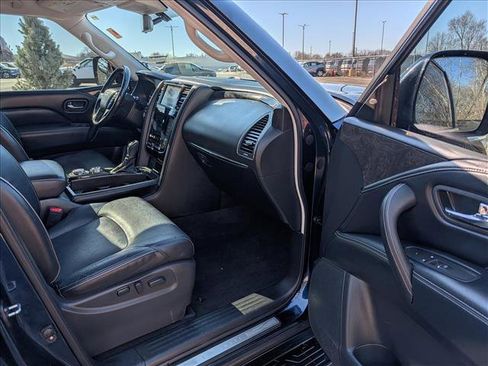 Used 2021 INFINITI QX80 Luxe image 11
