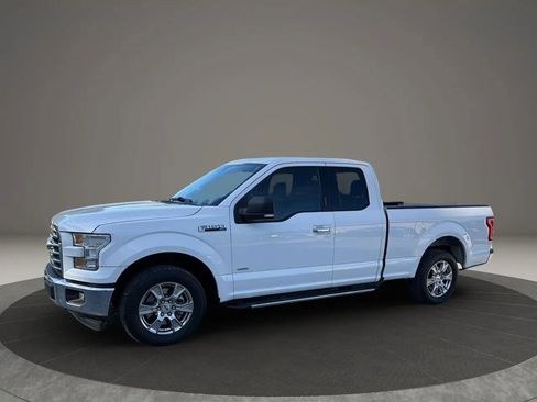 Used 2017 Ford F150 XLT w/ Equipment Group 301A Mid RWD image 3