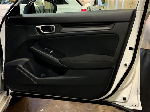 Used 2024 Honda Civic Sport image 41