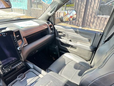 Used 2022 RAM 2500 Limited AWD/4WD image 14