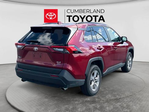Used 2025 Toyota RAV4 XLE AWD/4WD image 5