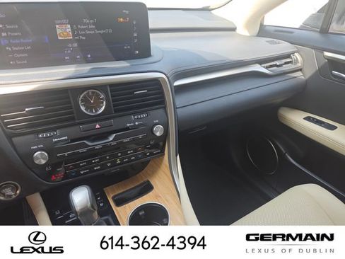 Certified 2022 Lexus RX 350L Premium w/ Premium Package AWD/4WD image 38