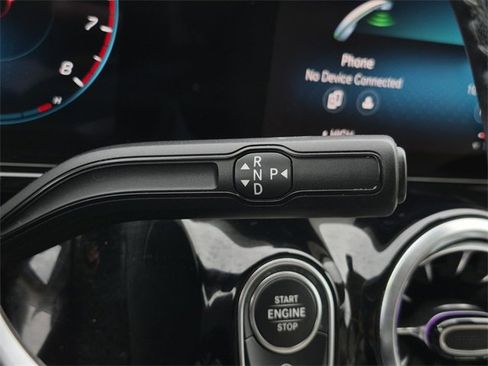 Certified 2022 Mercedes-Benz GLA 250 4MATIC image 16