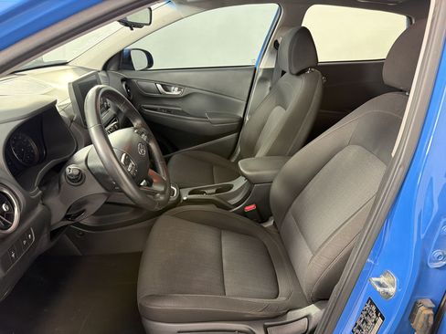 Used 2022 Hyundai Kona SEL w/ Convenience Package FWD image 5
